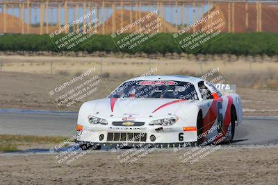 media/Apr-30-2022-CalClub SCCA (Sat) [[98b58ad398]]/Group 4/Race (Outside Grapevine)/